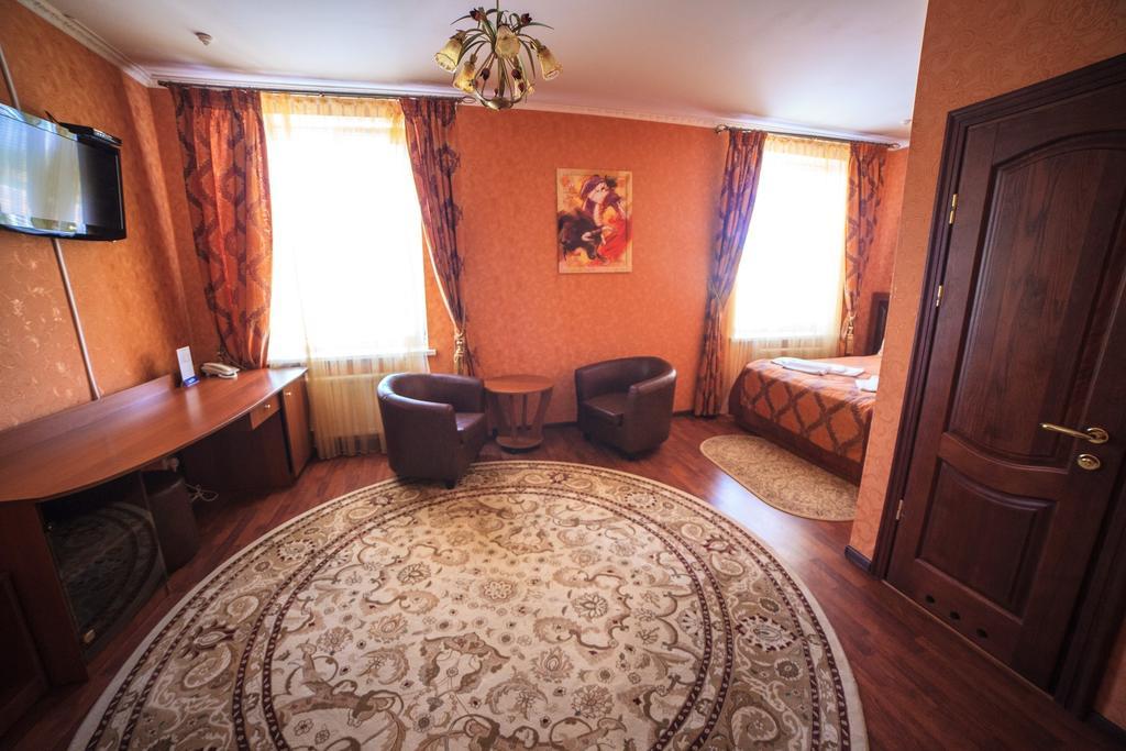 Imperiya Khmel'nyts'kyy Quarto foto