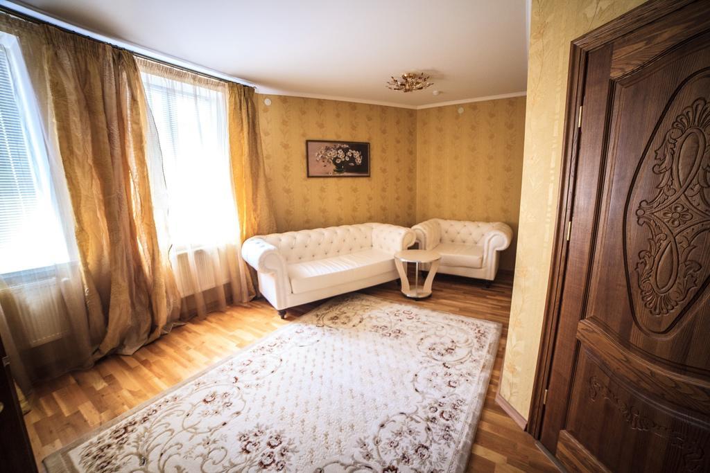 Imperiya Khmel'nyts'kyy Quarto foto